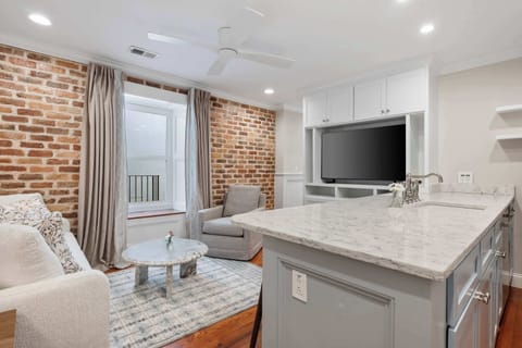 
Welcome to your Downtown Charleston loft, where timeless elegance, historic charm, and an unbeatable location come together!