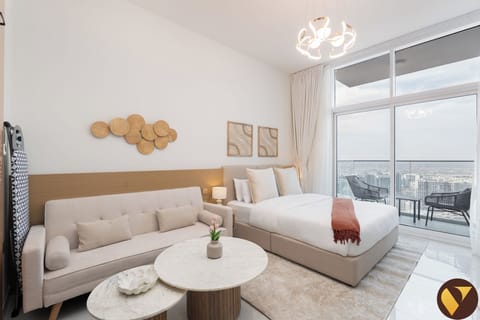 Luxury Studio, Balcony, City View | Living area | 65-inch Smart TV with cable channels, table tennis
