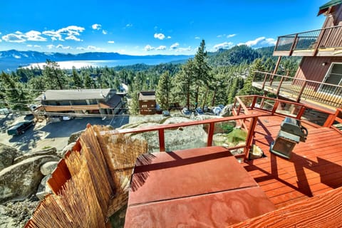 Lake Tahoe Luxury Lakeview Townhome. Breath taking views BBQ, Hot Tub and Close to everything. Perfect Family getaway!