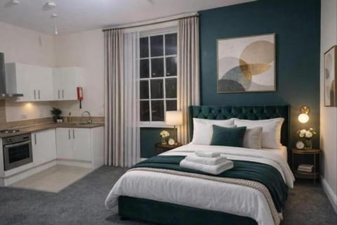 Deluxe Double Studio