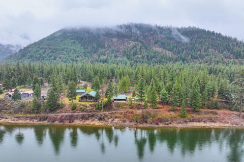 St Regis Vacation Rental | 2BR | 1BA | 900 Sq Ft