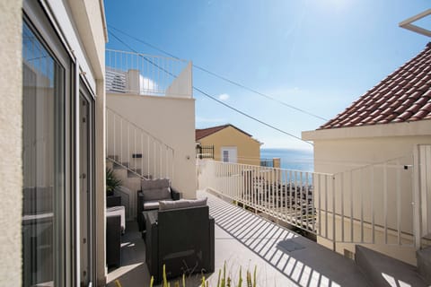 Apartment | Terrace/patio