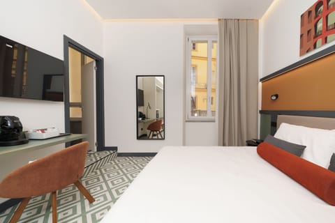 Superior Room | In-room safe, desk, laptop workspace, soundproofing