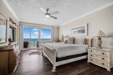 Gulf Front Master Bedroom