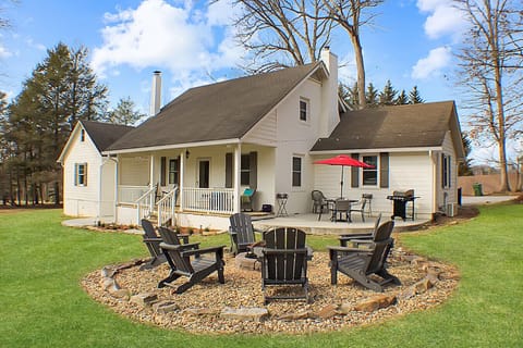 Artisan Workmanship Meets Modern Comfort, Conveniences, & Cleanliness