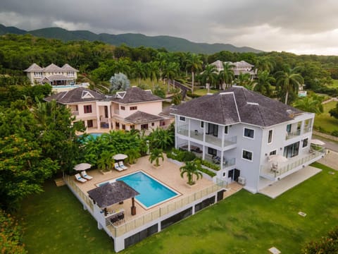 House | 4 bedrooms, high-speed internet