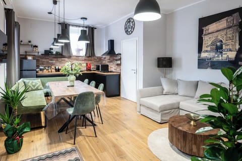 Apartment | Living area