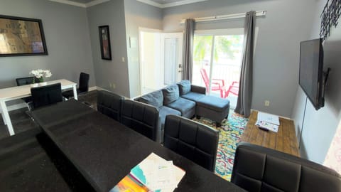 Apartment, Multiple Beds, Kitchen, Pool View (Harbor by the Sea #4) | Living area