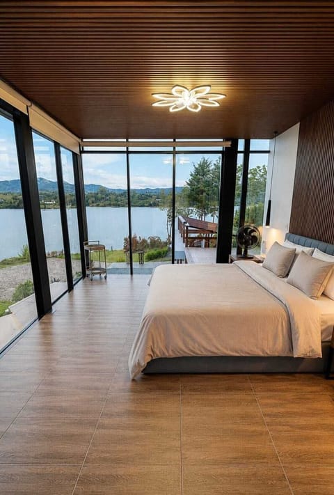 Standard Room | Premium bedding, free WiFi, bed sheets