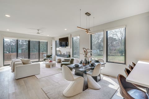Raleigh Vacation Rental | 2BR | 2.5BA | 2,000 Sq Ft