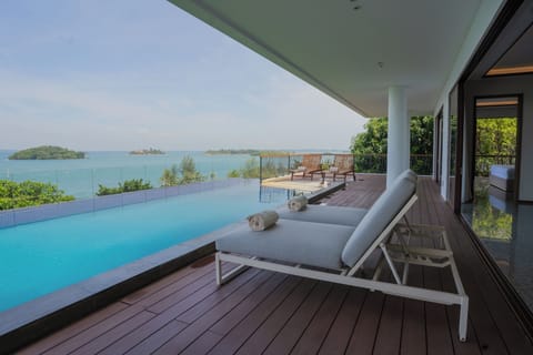 Four Bedroom Villa with Pool | WiFi (free)