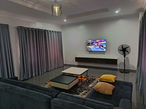 Comfort Apartment | Living area