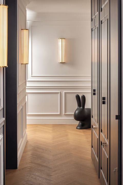 Luxury Apartment, City View | Interior