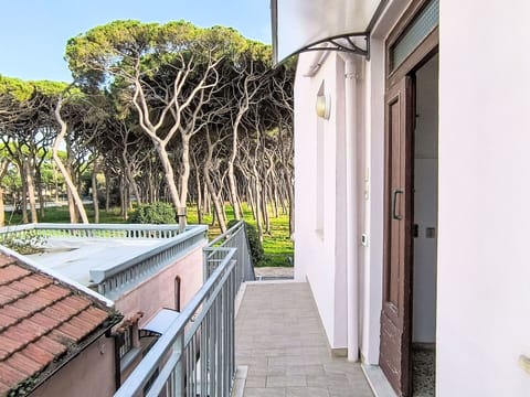 Shade, Resort, Estate, Hacienda, Swimming Pool, Eco Hotel, Landscaping, Hotel, Villa
