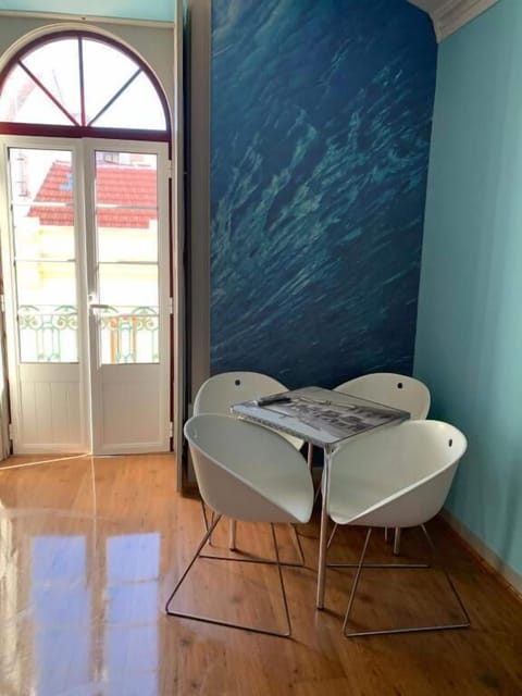 Family Studio, Balcony | Dining