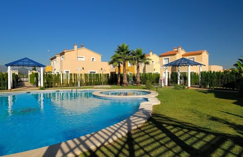 House, Smoking | 2 bedrooms