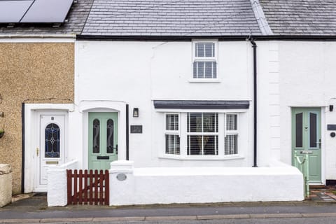 Kite Cottage - Front
