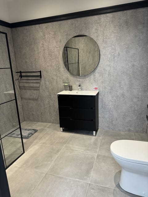 Suite, Ensuite | Bathroom
