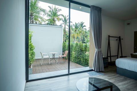 Deluxe Double Room, Balcony, Garden View
