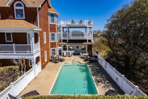Private Pool, Hot Tub, and Cabana