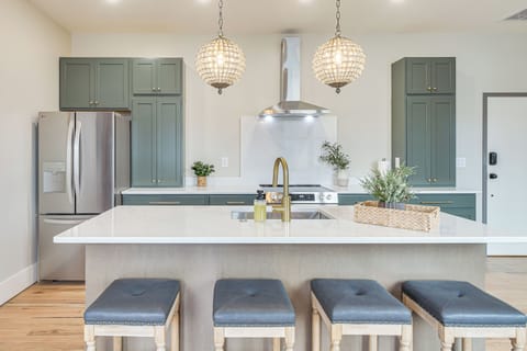 Kitchen | Dishwasher | Drip Coffee Maker