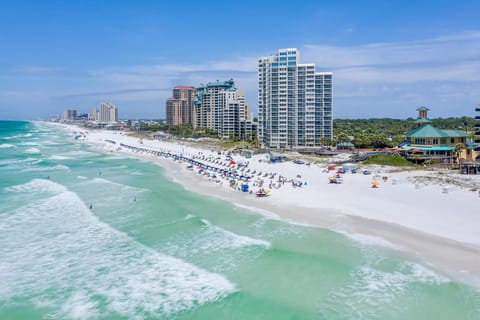 Condo, 1 King Bed with Sofa bed (Luau I 7010) | Beach