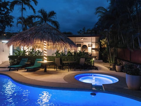 From morning coffee beside the pool to starlit soaks in the hot tub, the backyard at CGS is a sanctuary of calm, connection, and pura vida ease.