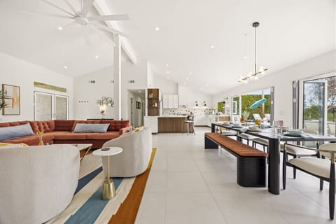 Seamless Indoor/Outdoor Living