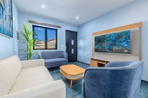 Your home away from home is ready for you! From relaxing afternoons to late-night movie marathons, this space is built for making memories.