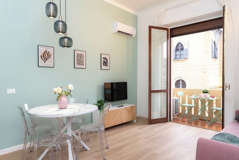 Apartment, City View | Living area | 40-inch Smart TV with digital channels