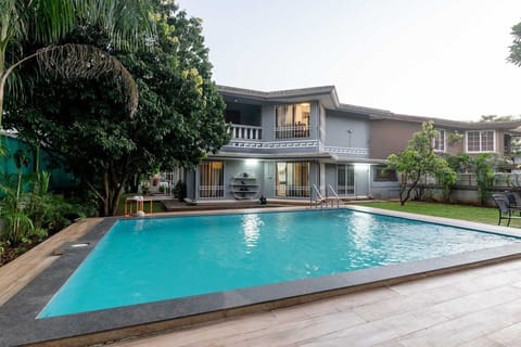 Holiday Home Swimming Pool
