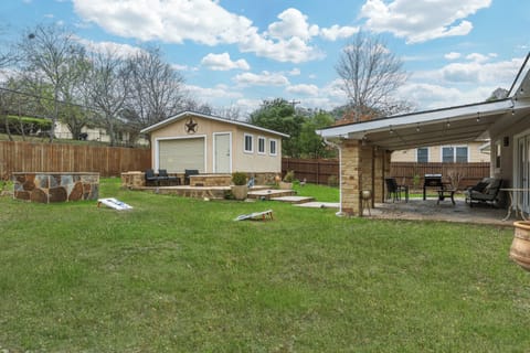 Gather the whole family and enjoy a warm, peaceful dinner in the cozy backyard.