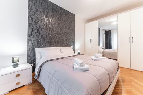 Deluxe Condo | Soundproofing