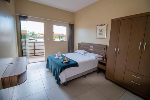 Desk, laptop workspace, iron/ironing board, free WiFi