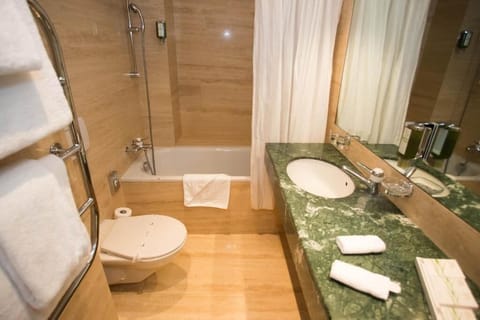 Premium bedding, minibar, in-room safe, desk