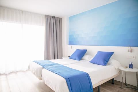 Standard Double Room | Individually decorated, individually furnished, desk, laptop workspace