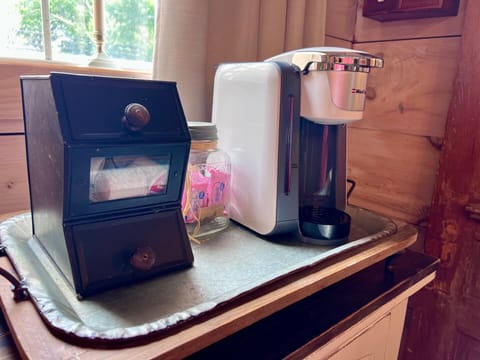 Coffee, tea, sugar, creamer