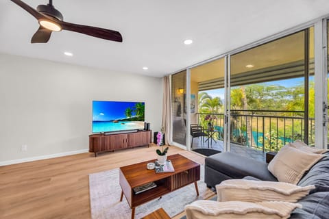 Luxury Apartment | Living area