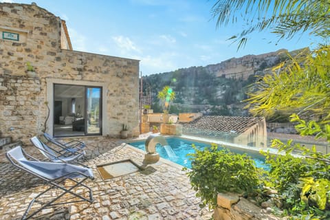 Shared pool