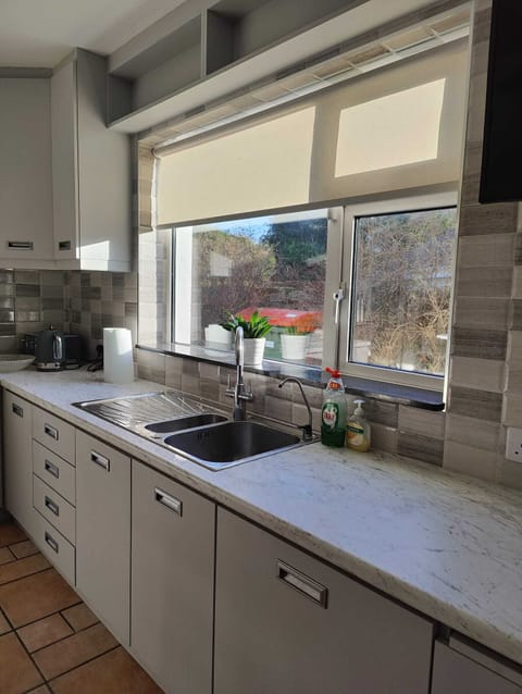 Fully equiped kitchen.