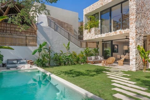 Incredible backyard of the property with a fantastic pool and outdoor dining area