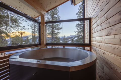Chalet | Interior