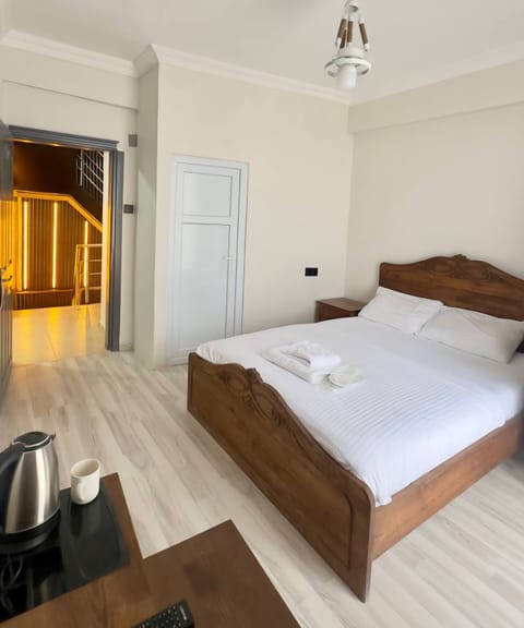 Classic Room, Balcony, City View | Free WiFi