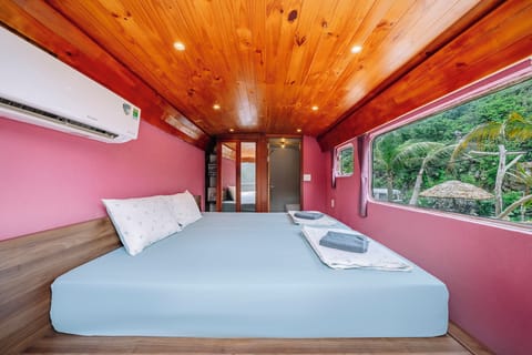Comfort Double or Twin Room, Mountain View | Bed sheets
