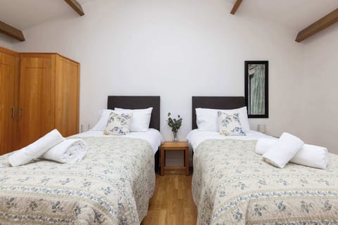 Clover - a comfy self-contained ensuite room, offering a super king bed (can be made into twin room upon request).