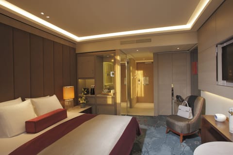 In-room safe, desk, laptop workspace, blackout drapes