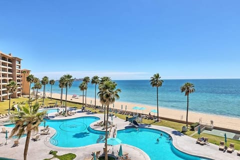 Where Luxury meets the Sea 🌊 