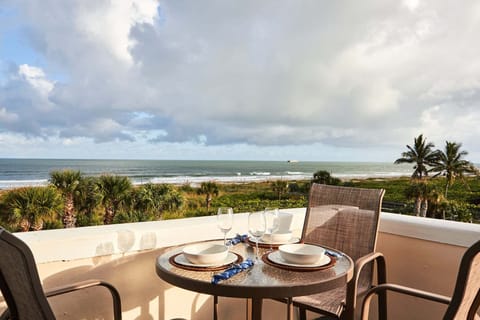 Relax on the direct oceanfront balcony