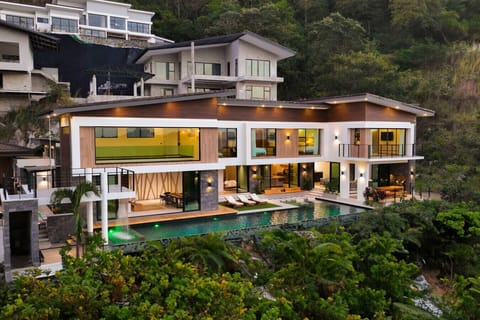 Feel at home the moment you arrive at Casa Crystal