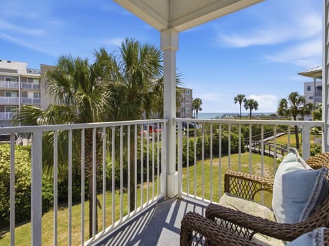 Welcome to Beachside Villas #821 - Dreamweaver